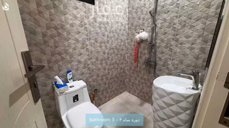 4 bedroom villa in Dhahrat Laban, Riyadh 13