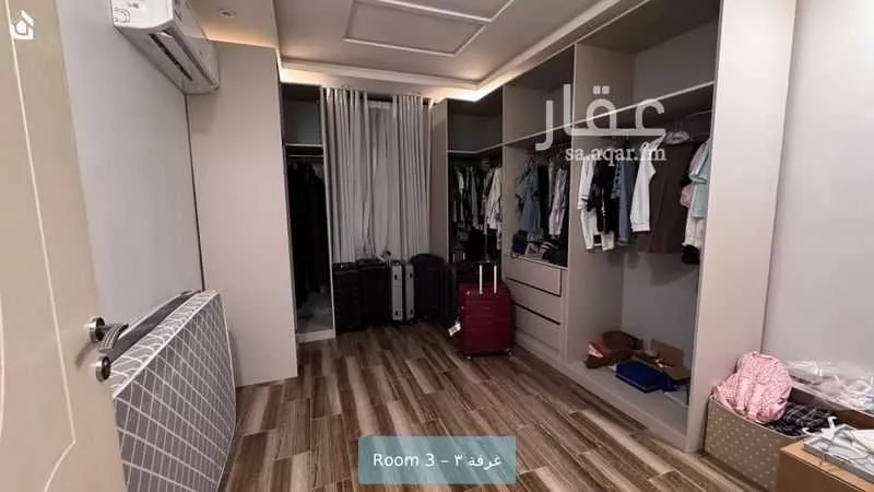 4 bedroom villa in Dhahrat Laban, Riyadh 9