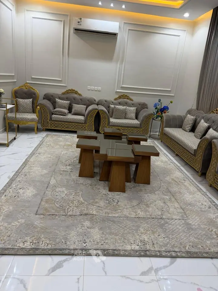 4 bedroom villa in Al Maizilah, Riyadh 5