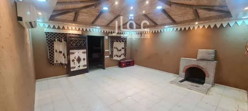 5 bedroom villa in Dhahrat Namar, Riyadh 6
