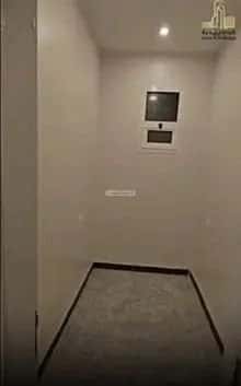 4 bedroom floor in Al Qadisiyah 7