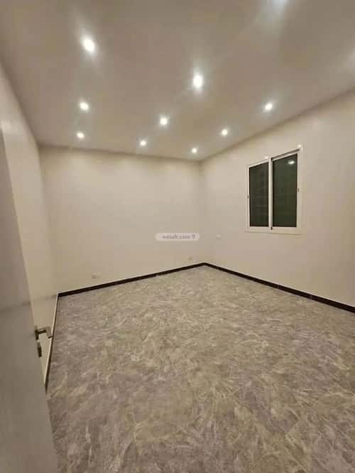 4 bedroom floor in Al Qadisiyah 3