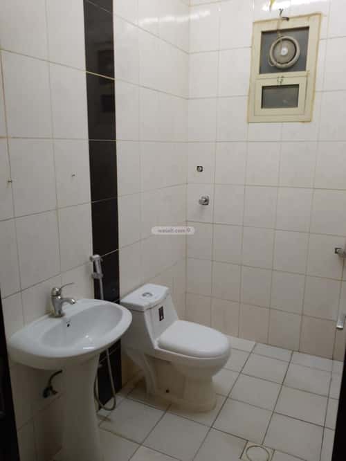 شقة 3 غرف في الرمال 5