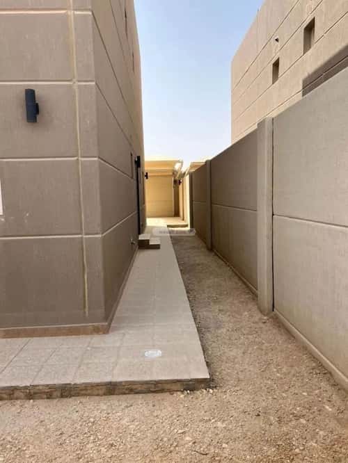 4 bedroom villa in Riyadh 6
