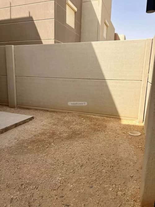 4 bedroom villa in Riyadh 12