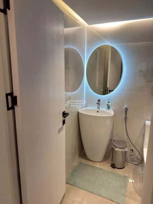 3 bedroom apartment in Al Malqa 9