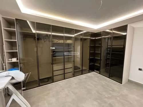 3 bedroom apartment in Al Malqa 8