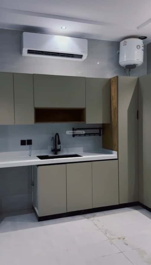 4 bedroom villa in Al Janadriyah 3