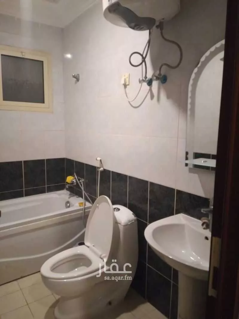 5 bedroom apartment in Al Muntazah 6