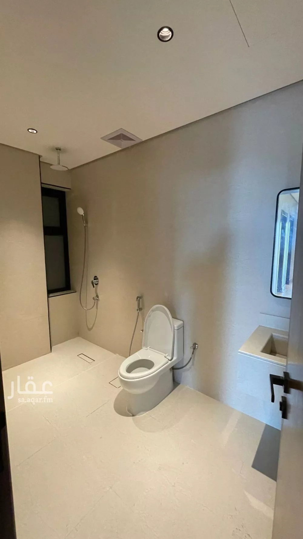 4 bedroom apartment in Ash Shati Al Gharbi 6