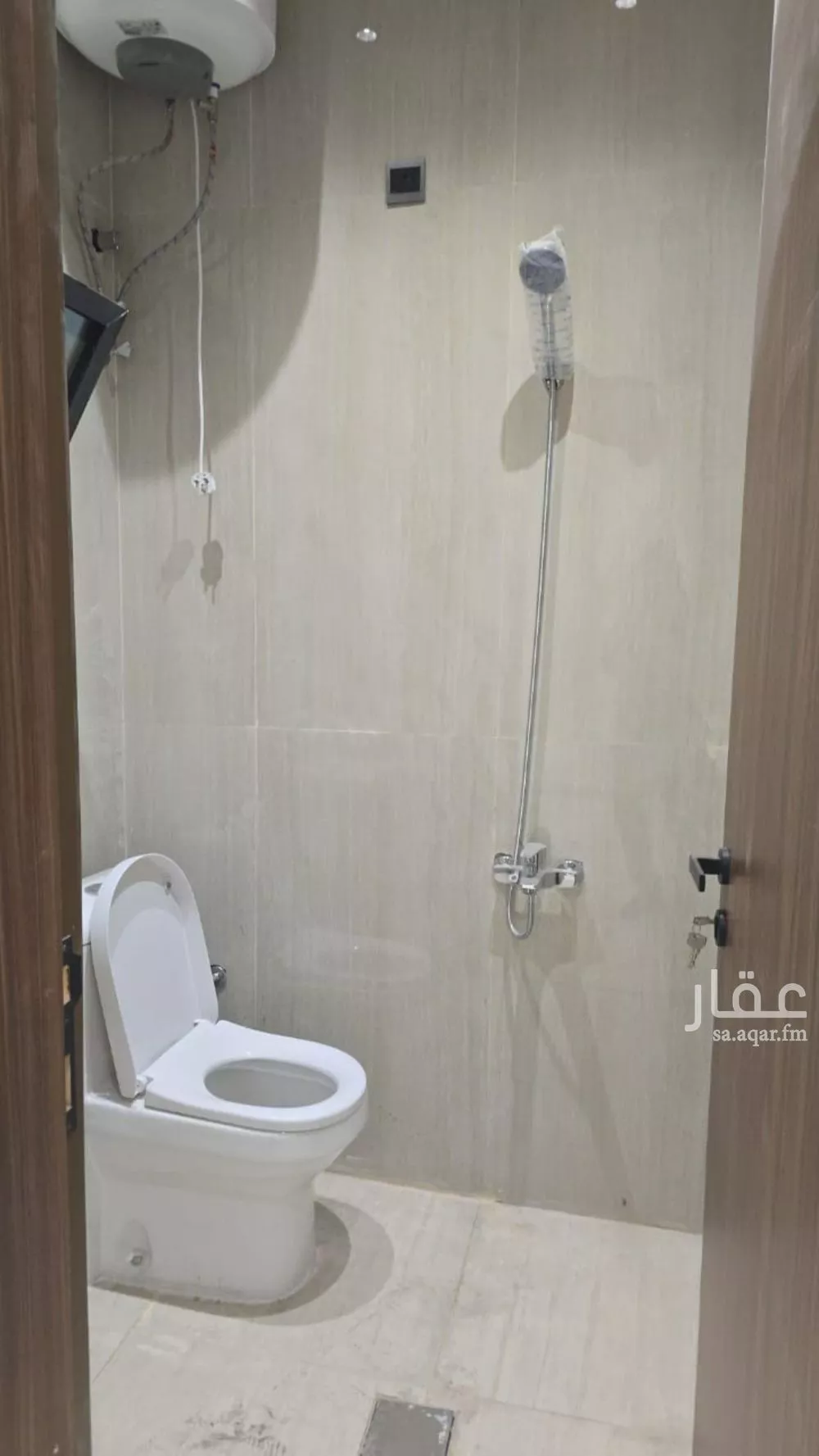 5 bedroom apartment in Uhud 5