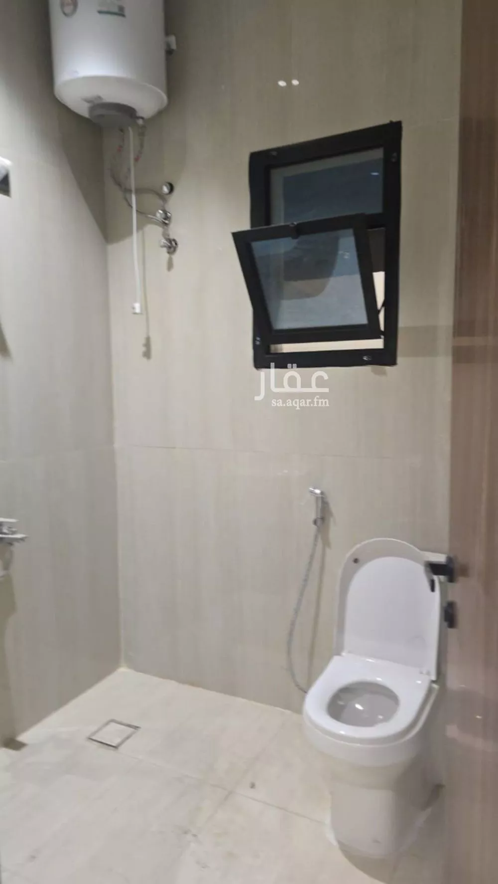5 bedroom apartment in Uhud 10