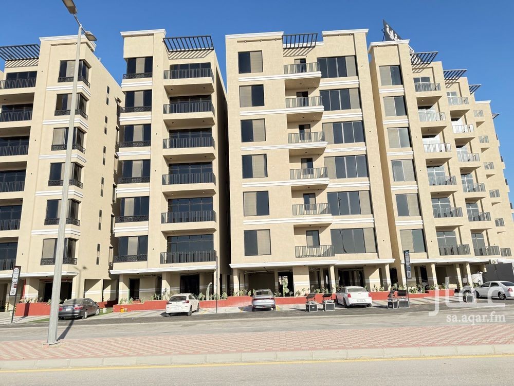3 bedroom apartment in Taibah, Eastern Province 3