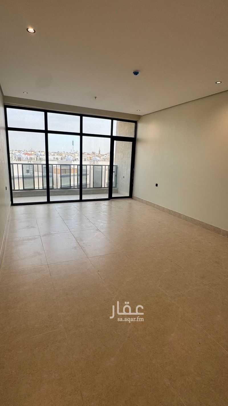 3 bedroom apartment in Taibah, Eastern Province 6