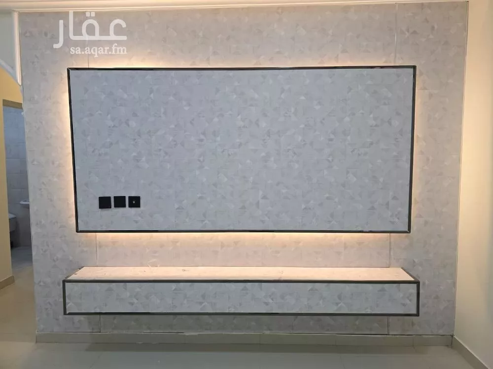 شقة 4 غرف في النور 9
