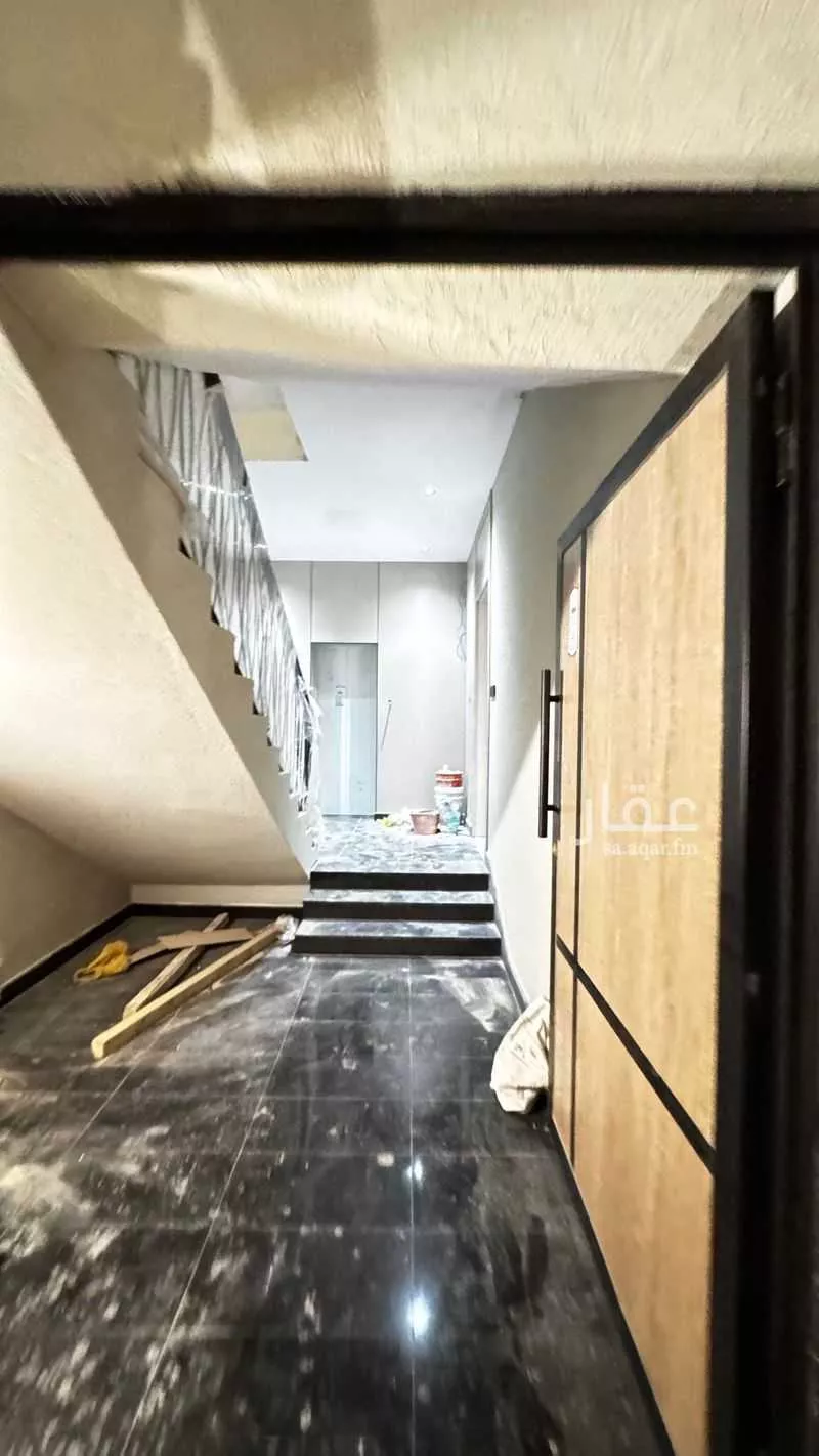 5 bedroom apartment in Ash Shulah 8