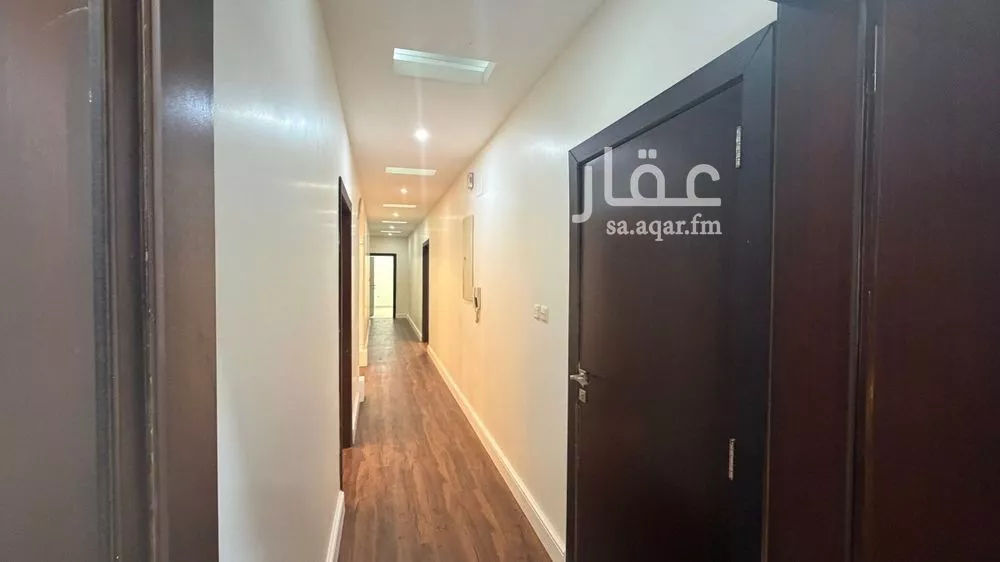 5 bedroom apartment in Ash Shulah 9