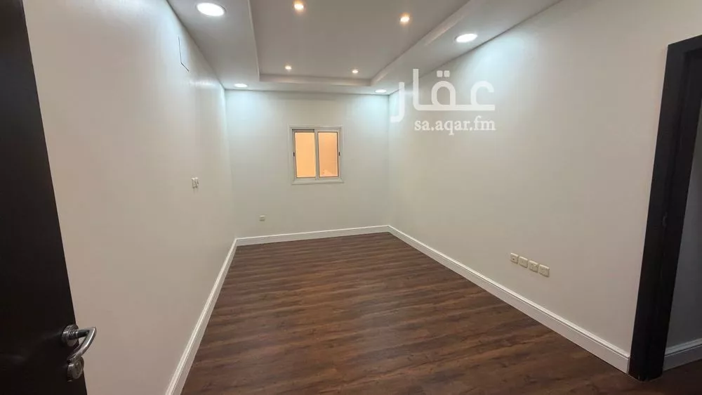 5 bedroom apartment in Ash Shulah 10