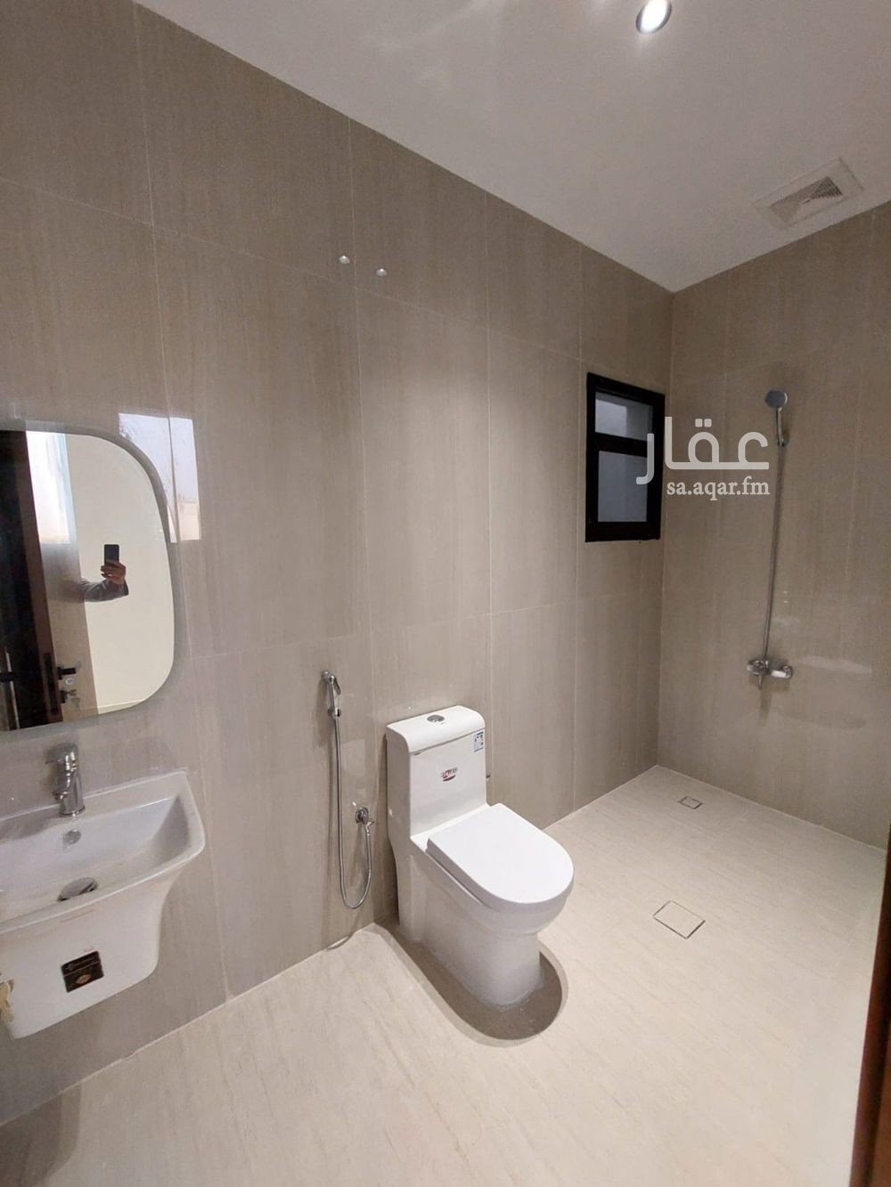 4 bedroom apartment in Uhud, Eastern Province 8