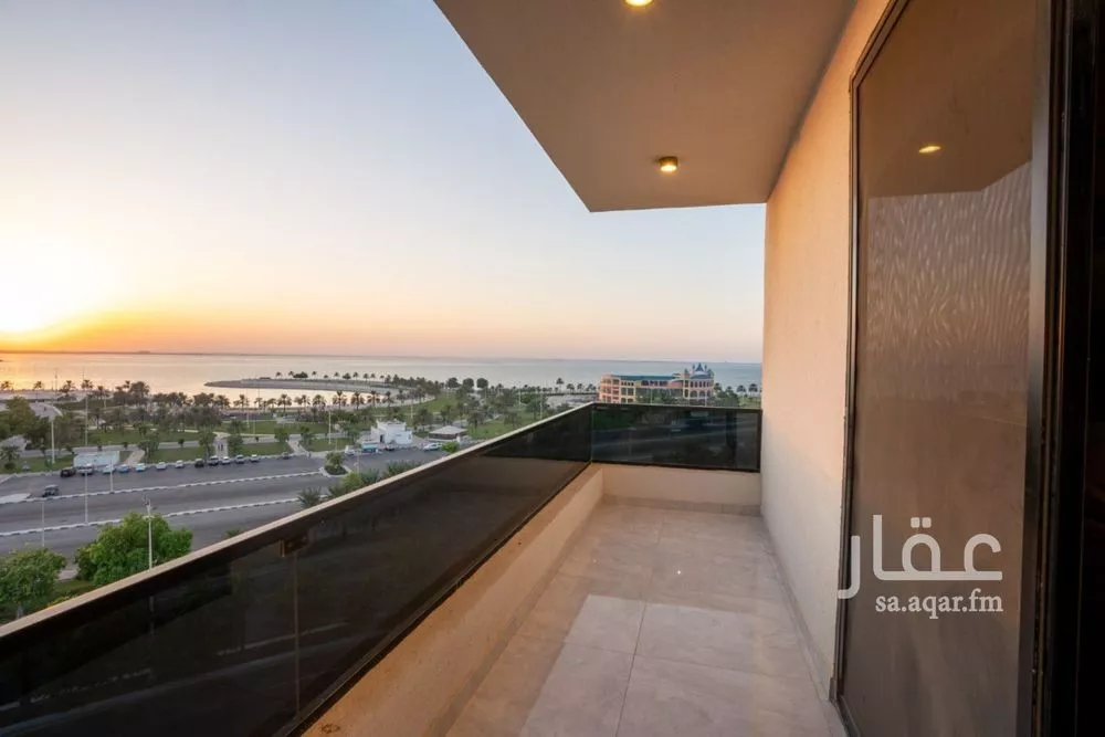 4 bedroom apartment in Ash Shati Al Gharbi, Eastern Province 4