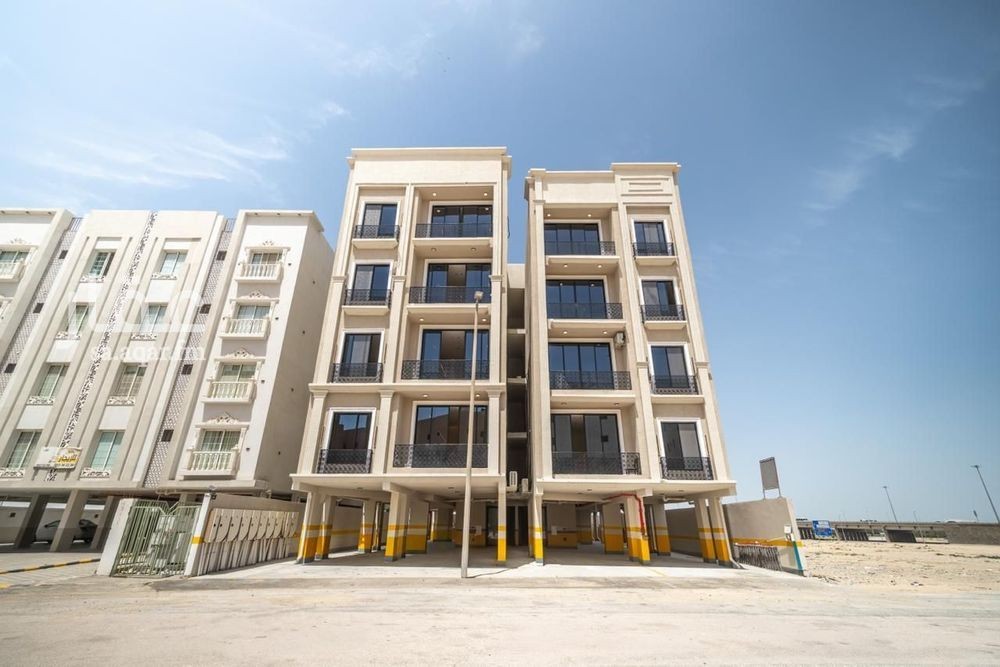 3 bedroom apartment in Al Basateen, Eastern Province 18
