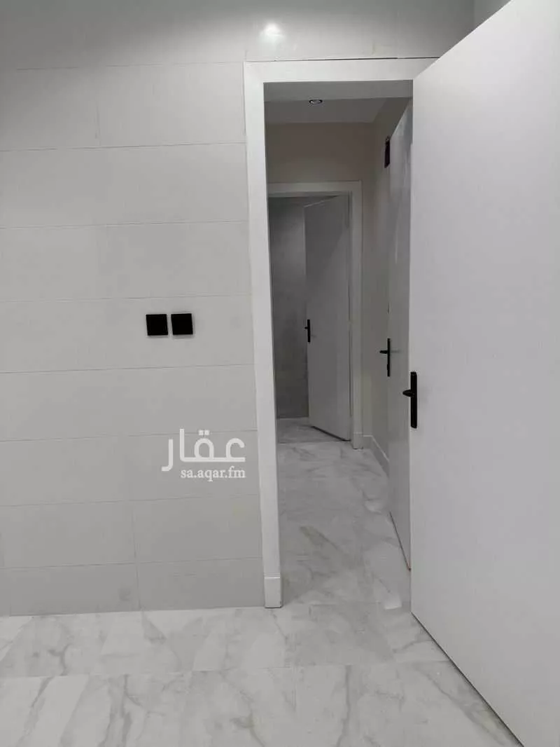 شقة 5 غرف في الندى 19