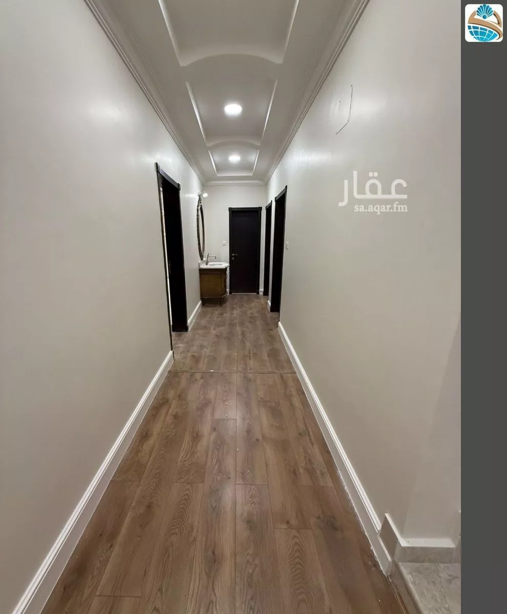 شقة 8 غرف في الندى 19