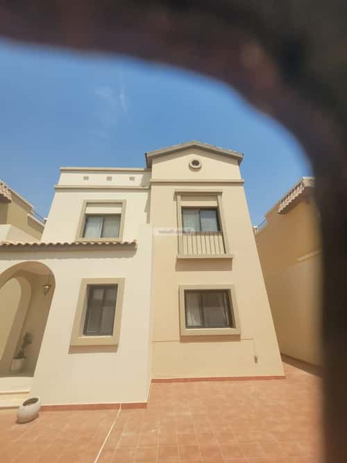 6 bedroom villa in Al Narjis 5