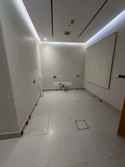 4 bedroom apartment in Dhahrat Laban 7
