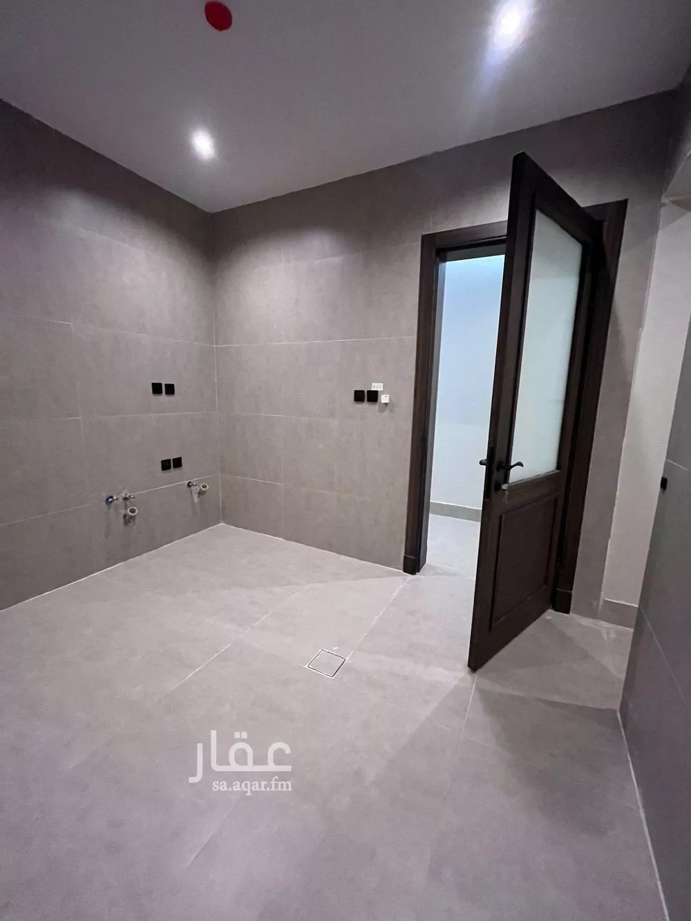 5 bedroom apartment in Ash Shulah 10