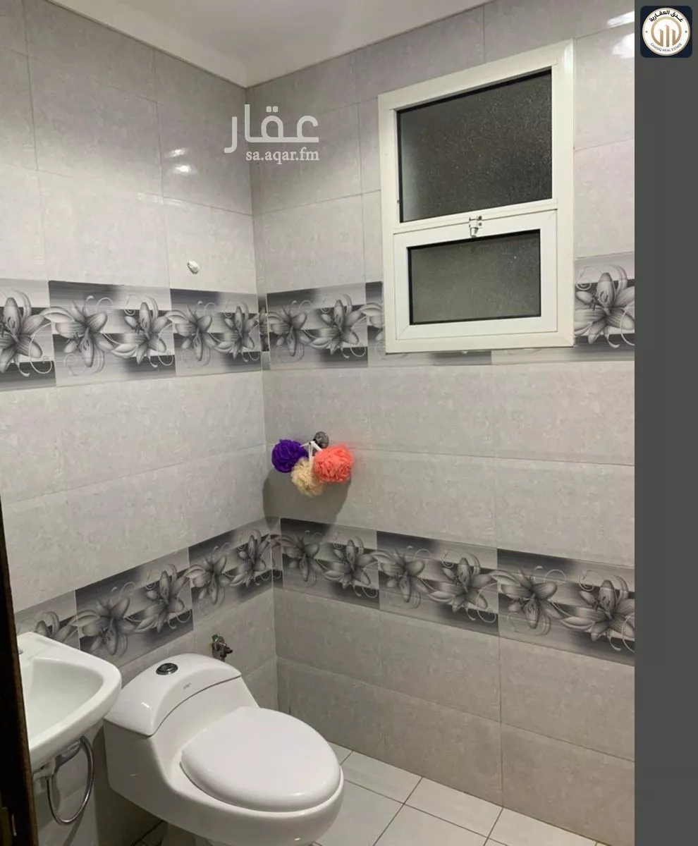 شقة 5 غرف في الشعلة 10