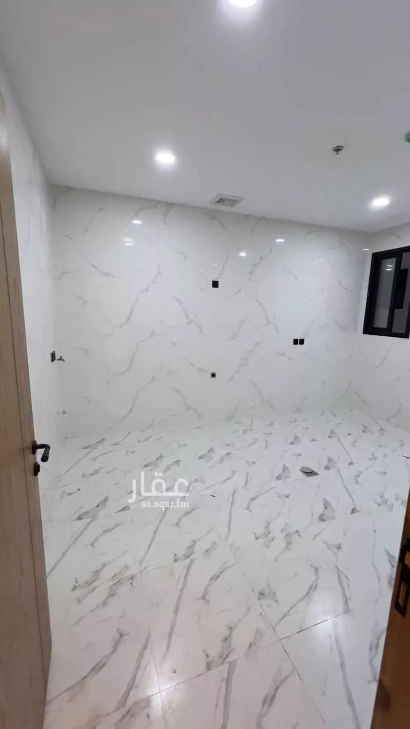 4 bedroom apartment in Muhammed Ibn Saud, Eastern Province 8