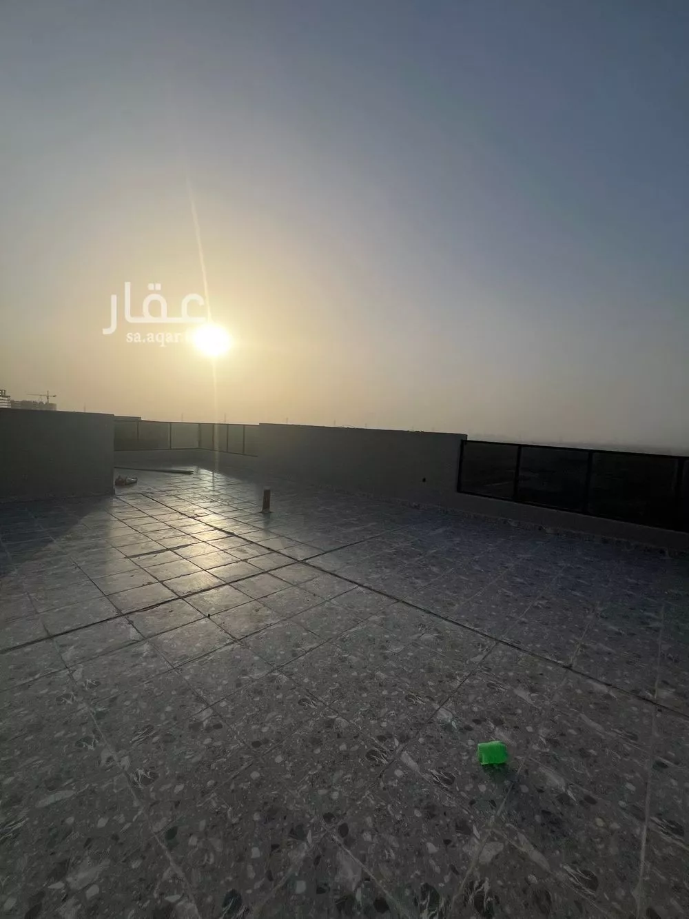 شقة 5 غرف في ضاحية الملك فهد 4