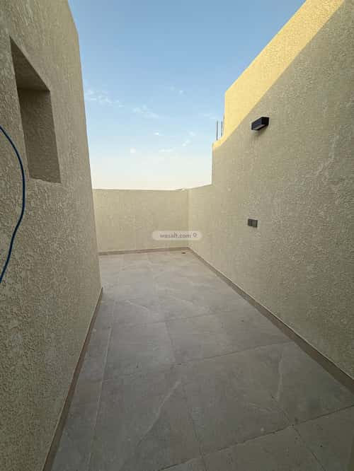 3 bedroom floor in Al Sahafah 1