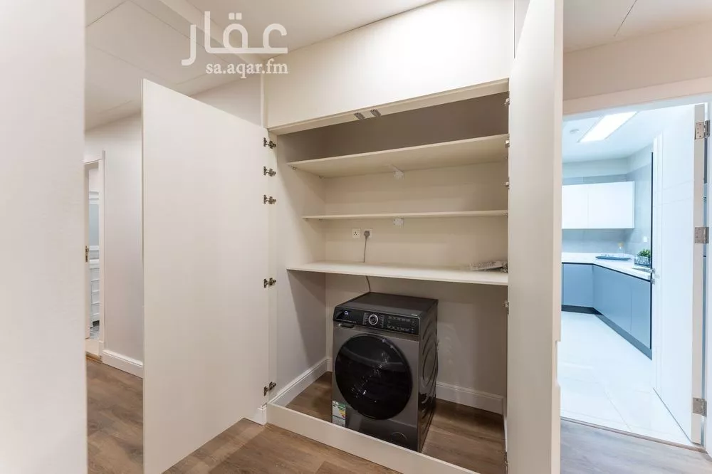 4 bedroom apartment in Ash Shulah 10