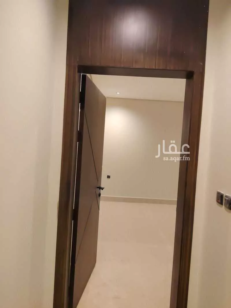 شقة 5 غرف في طيبة 6