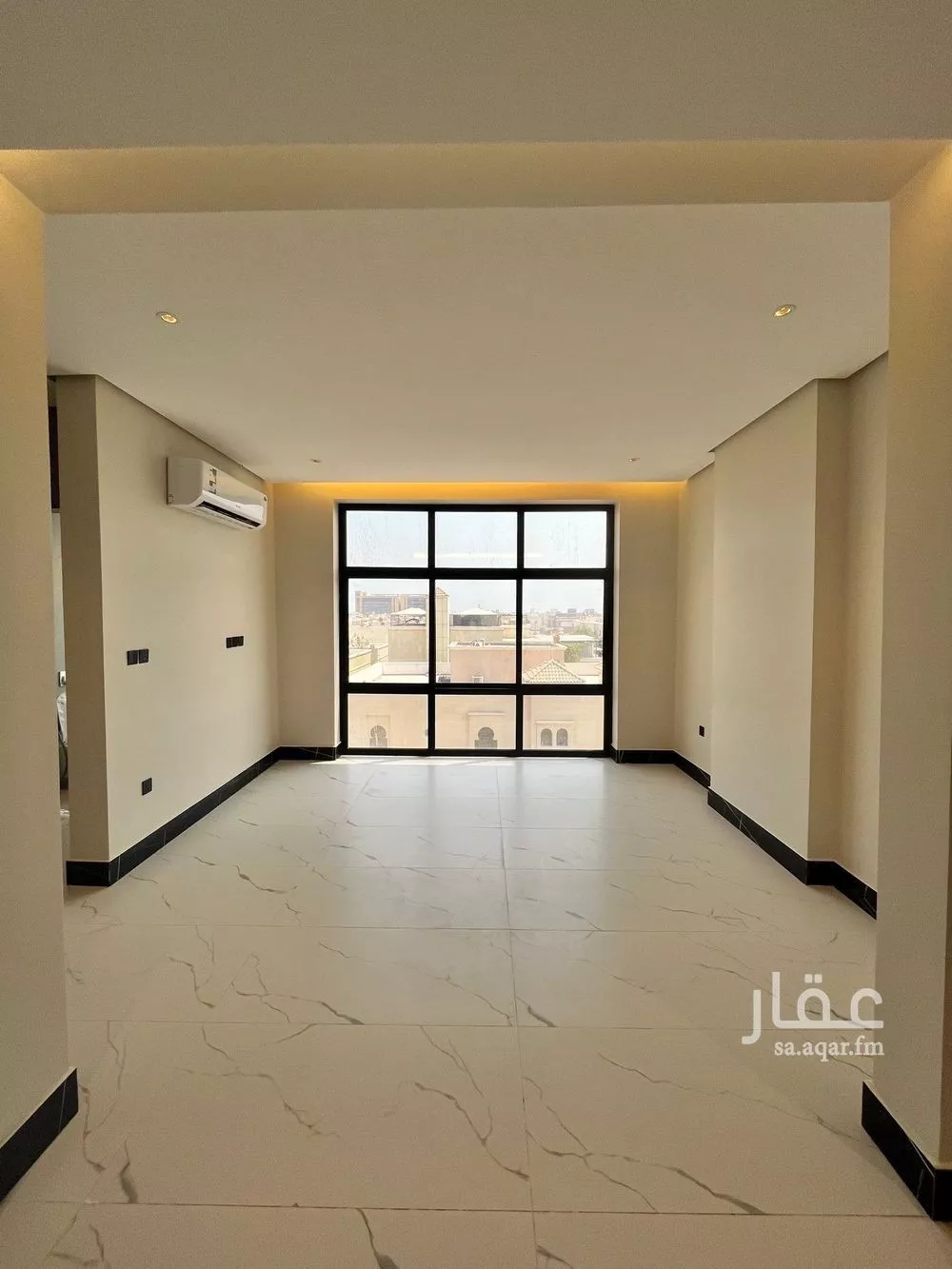 5 bedroom apartment in Ash Shati Al Gharbi 3