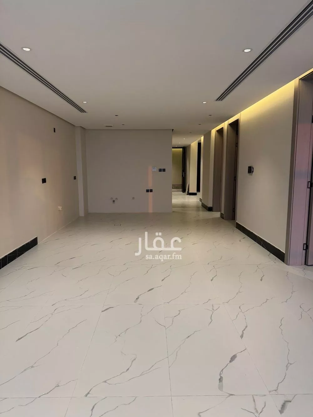 شقة 5 غرف في الشاطئ الغربي 3