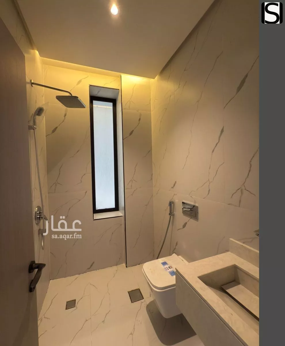 5 bedroom apartment in Ash Shati Al Gharbi 2