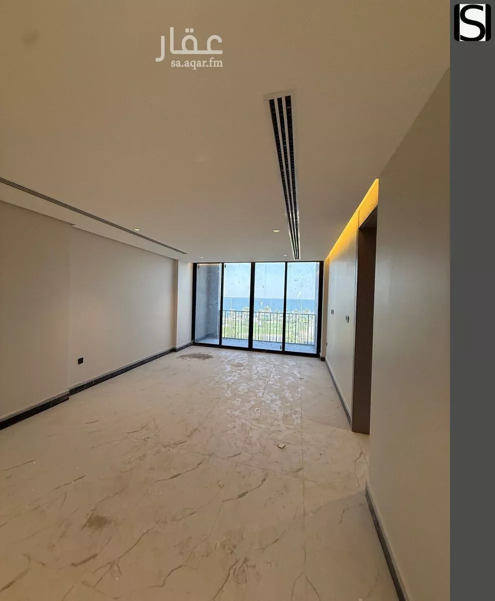 5 bedroom apartment in Ash Shati Al Gharbi 2