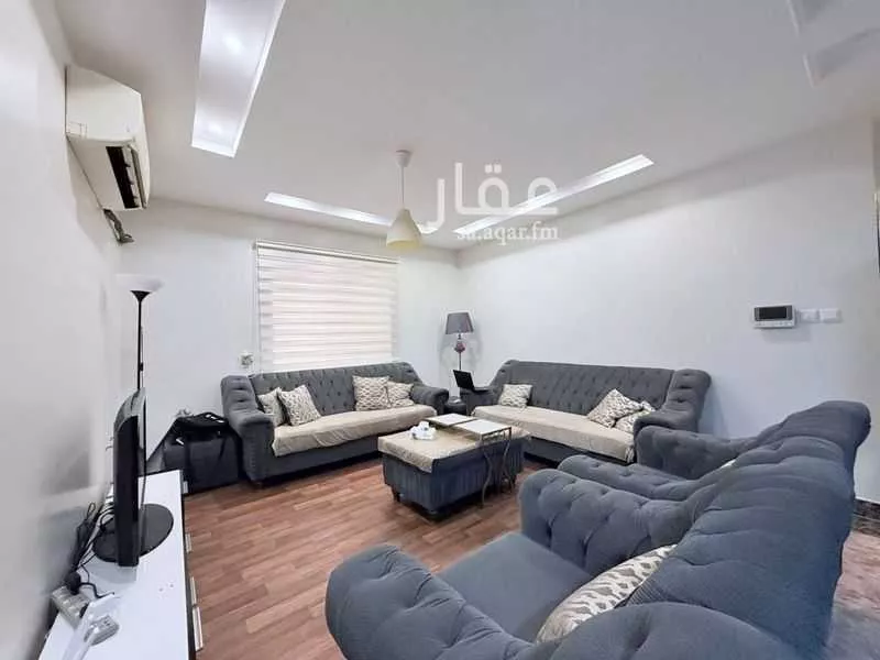8 bedroom apartment in Ash Shulah 7