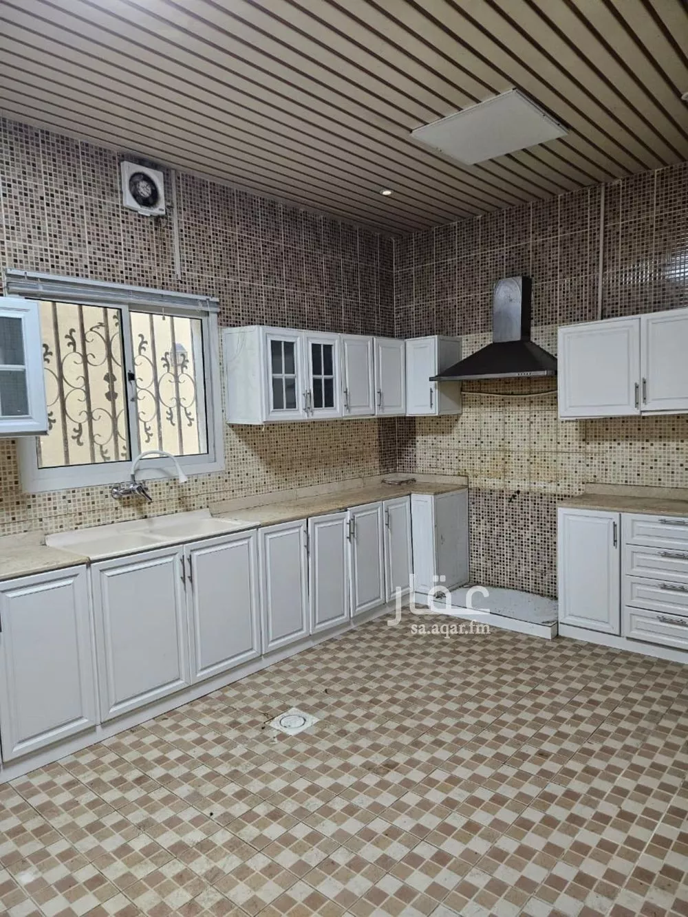 6 bedroom villa in Qurtubah, Riyadh 3