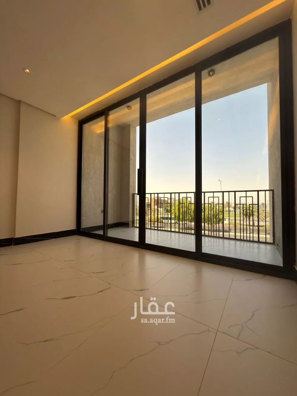 5 bedroom apartment in Ash Shati Al Gharbi 15