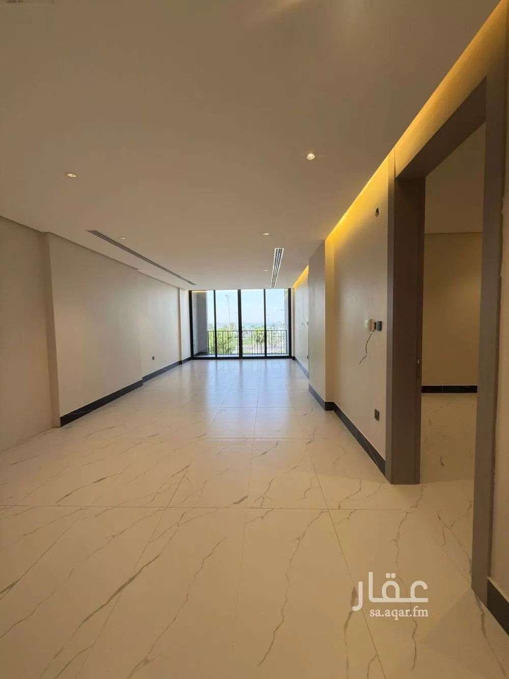 5 bedroom apartment in Ash Shati Al Gharbi 9