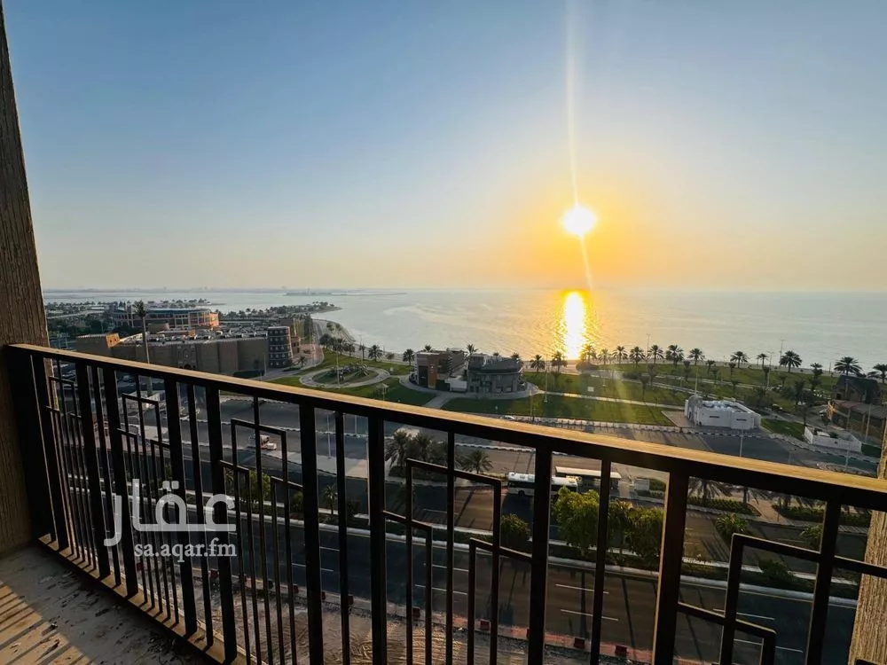 5 bedroom apartment in Ash Shati Al Gharbi 2