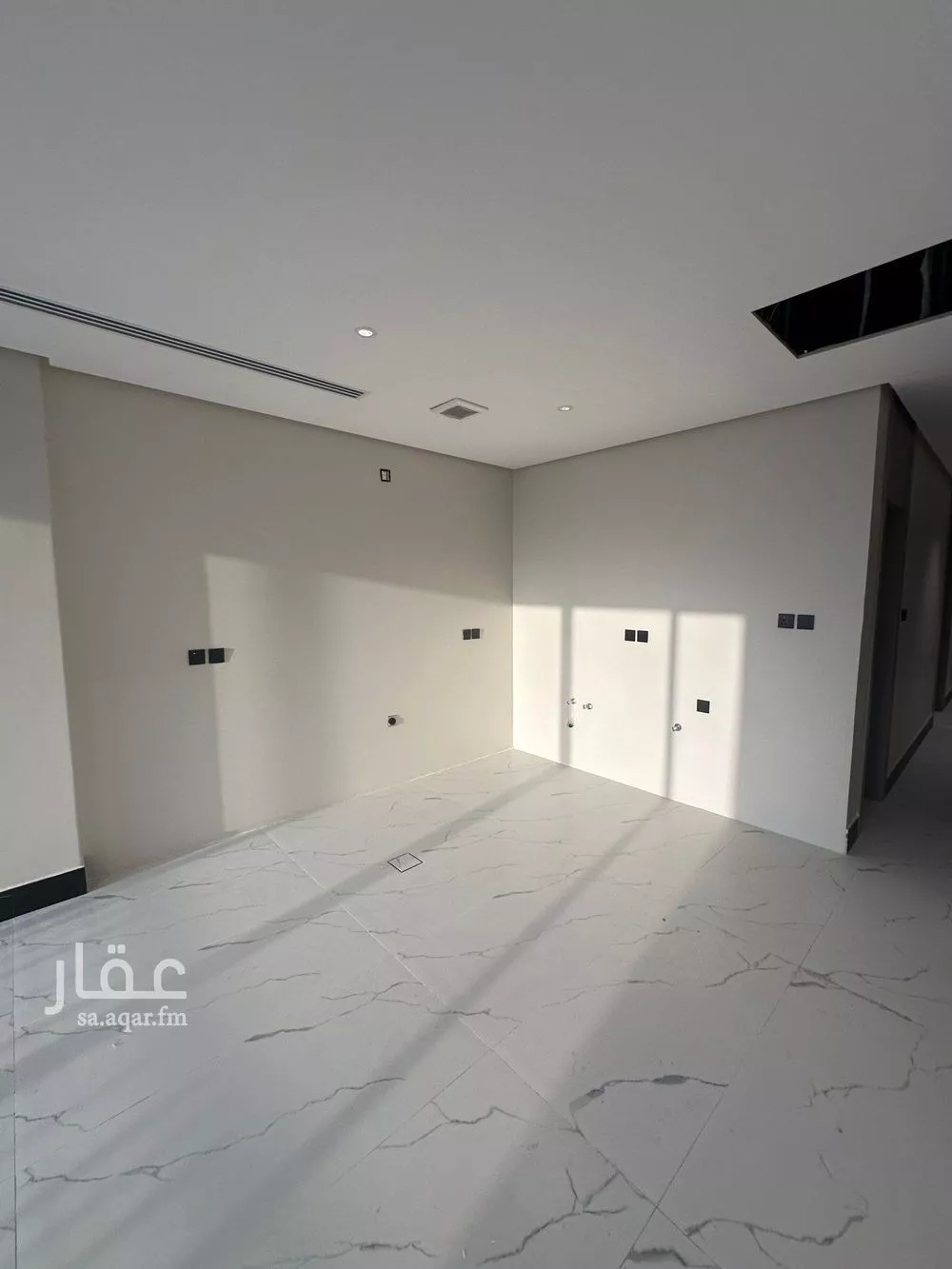 5 bedroom apartment in Ash Shati Al Gharbi 4