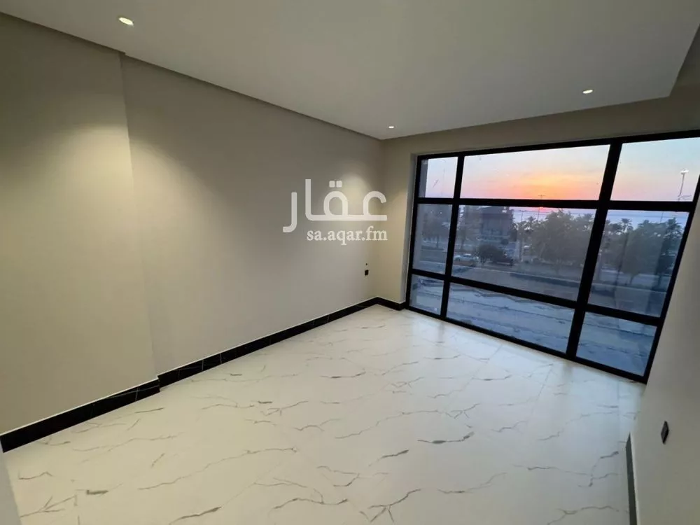 5 bedroom apartment in Ash Shati Al Gharbi 7