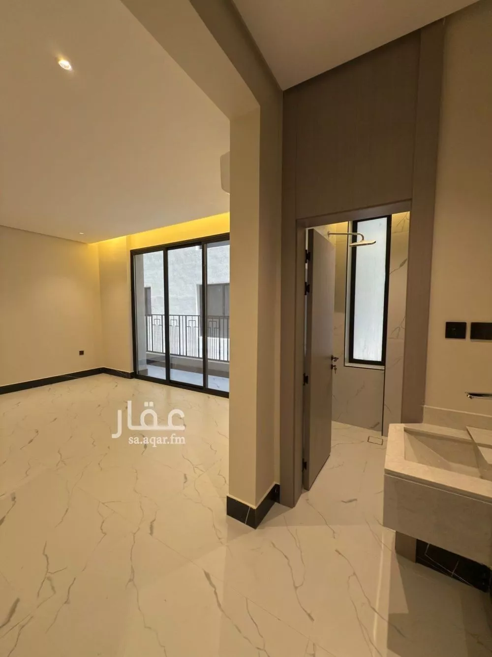5 bedroom apartment in Ash Shati Al Gharbi 5
