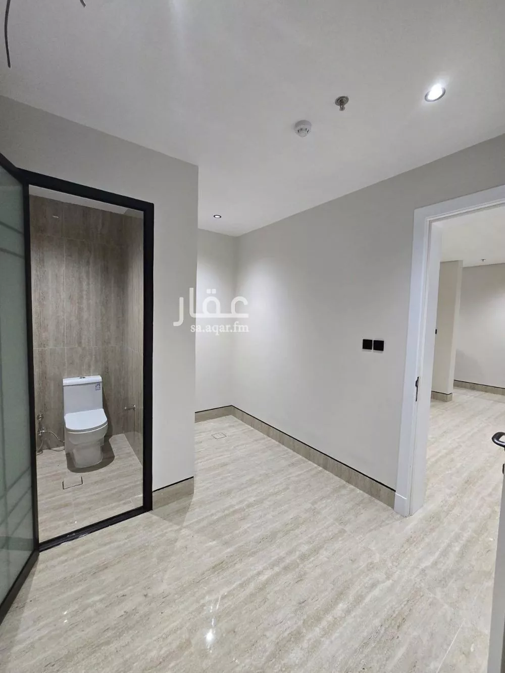 5 bedroom apartment in Dahiat King Fahd 2