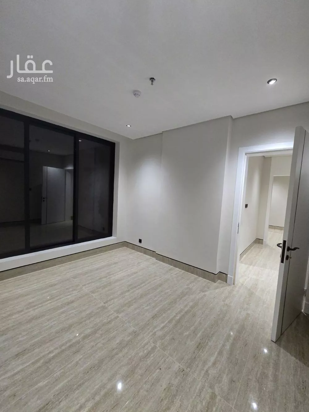 5 bedroom apartment in Dahiat King Fahd 3